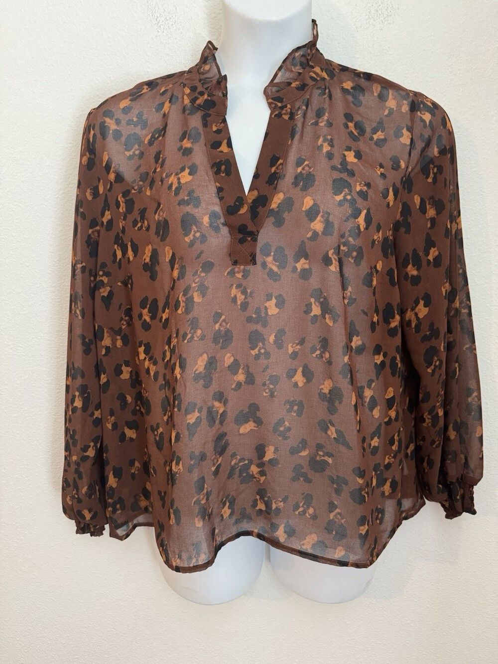 CAbi Obsess Blouse, Fall 2024 Size Large Brown Leopard Sheer Excellent Peasant
